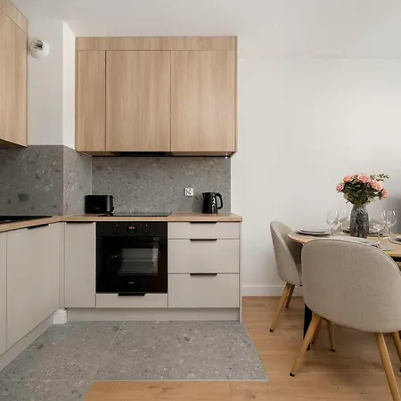 Апартаменти Nowoczesny Apartament Z Tarasem Wroclaw Braniborska 72 By Heyrent *